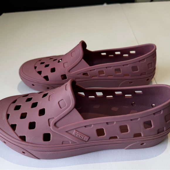 Vans Women's Mauve Perforated Mules - Picture 2 of 5